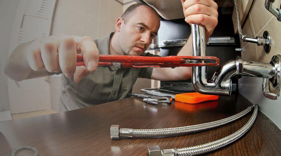 Expert burst pipe repair services in Howardsville, VA